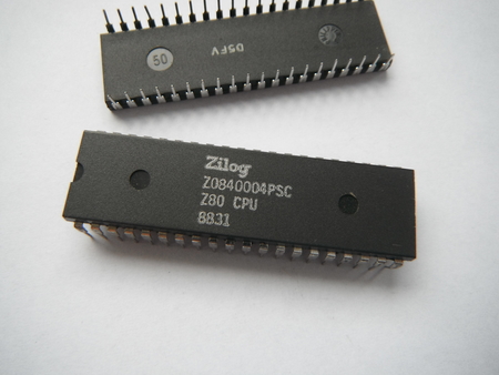 Zilog Z0840004PSC Procesor Z80 CPU N.O.S. (1)