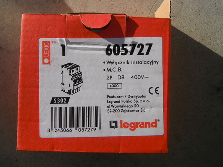 S302 D 8A Legrand wyłącznik instalacyjny 605727 (1)