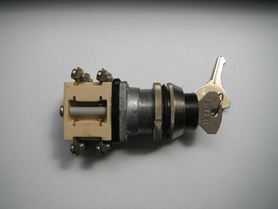 Przycisk sterowniczy stacyjka NEF-Z 2,5A 500V 